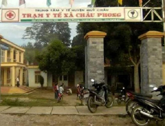 Con gái tâm thần