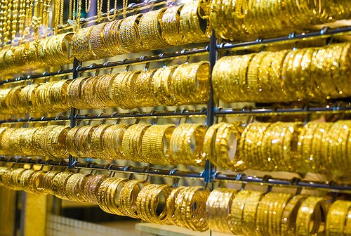 Giá vàng hôm nay 16/7: Bật tăng cả hai chiều mua và bán