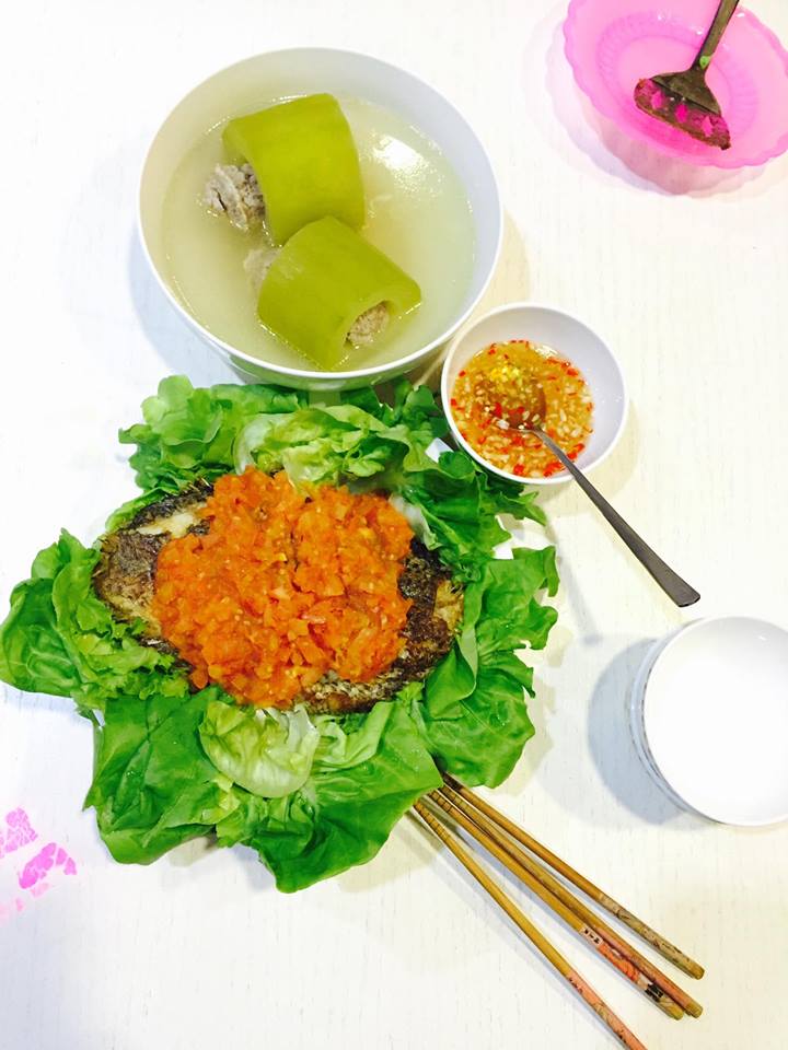 Kỳ Hân khoe tài nấu nướng sau khi đính hôn với Mạc Hồng Quân.