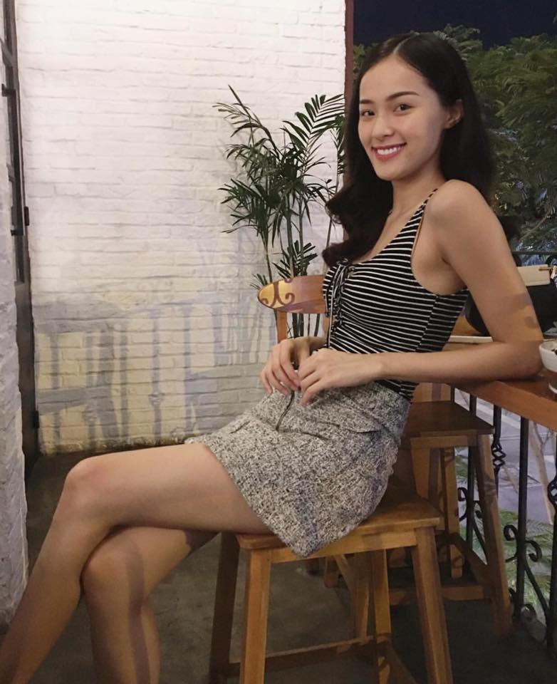 Hotgirl Hạ Vi tươi tỉnh 'chào buổi sáng'.