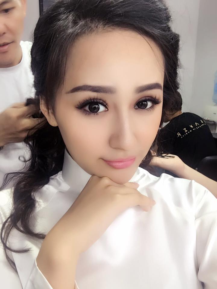 Mai Phương Thúy 'Kiếp này nguyện yêu cafe sữa đá...'.