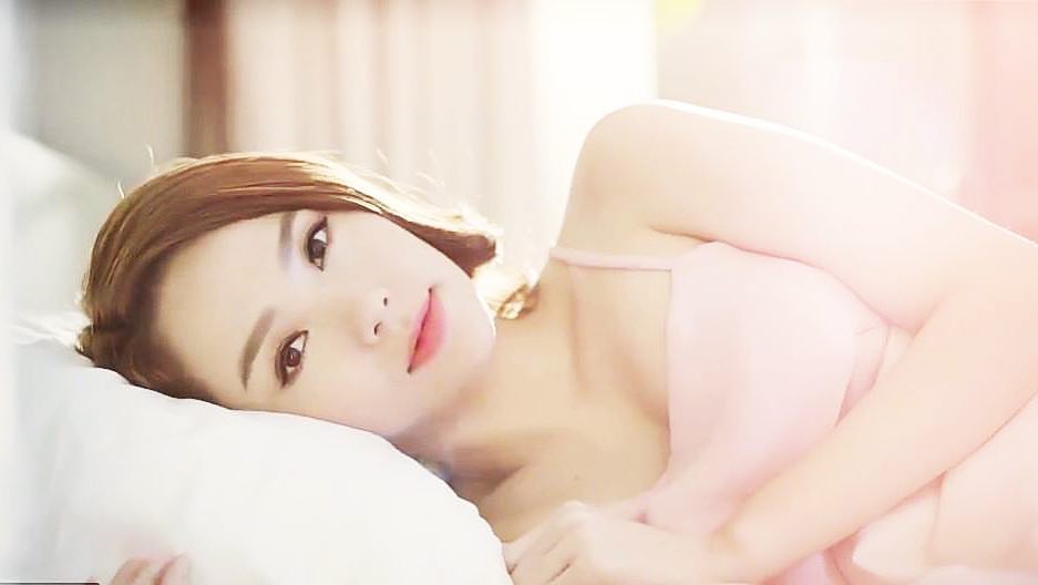 Ca sỹ Minh Hằng khoe ảnh 'giường chiếu' xinh đẹp 'Good night, ngủ 1 giấc thật ngon cho ngày mai đầy bận rộn nhé'.