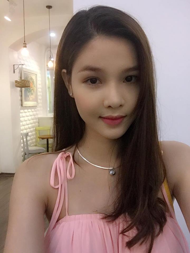 Người mẫu Kỳ Hân 'Lễ ai ai cũng được nghỉ, mà chồng vẫn phải đi làm, thế nên ở nhà nằm nhớ'.