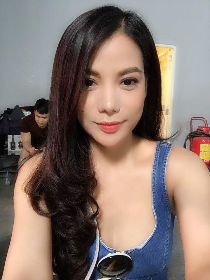 Trương Ngọc Ánh '1 tuần mới tràn đầy năng lượng với suy nghĩ tích cực và sắp xếp công việc khoa học , việc quan trọng giải quyết trước theo thứ tự'.
