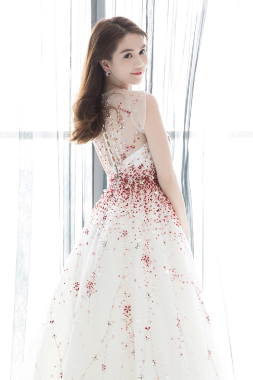 ngoc-trinh-phunutoday9
