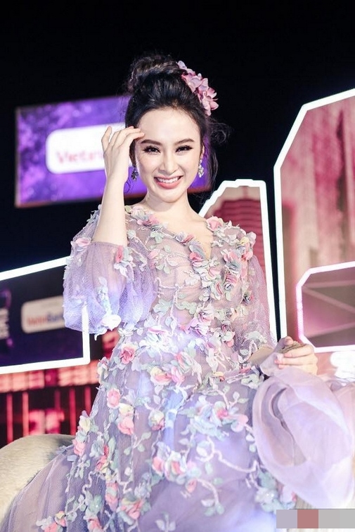 angela-phuong-trinh-phunu