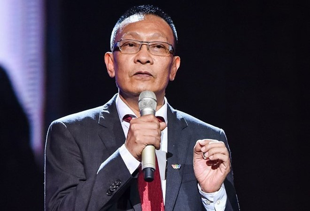 Sau khi nghỉ hưu, MC Lại Văn Sâm cho biết, thời gian bây giờ ông hoàn toàn dành cho Shbet111 slot, casino, thể thao, xổ số. Hoàn toàn 100%. Thậm chí như bây giờ, ông có đi làm những chương trình ở bên ngoài đều có vợ đi cùng. Đi đâu thì 2 vợ chồng đi. Ngày xưa thì không được. Ngày xưa đi làm việc cả một ê-kip đông như thế, bây giờ thì đơn thuần chỉ đi tham gia với các đơn vị bên ngoài thì ông cũng đưa bà xã cùng đi.