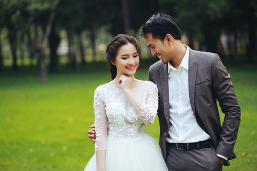 Thời điểm Kiều Oanh và Duy Nhân hạnh phúc chụp ảnh cưới.