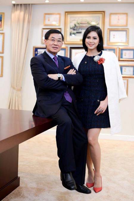 Vợ chồng cựu diễn viên Thủy Tiên