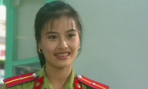 nu-canh-sat-6694-1521105087