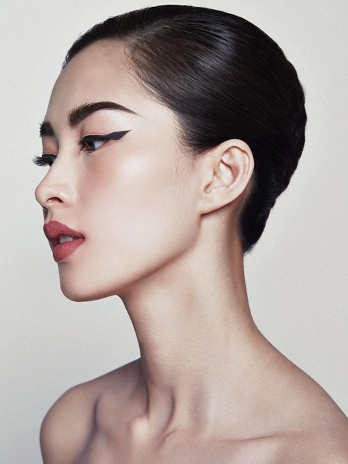 Những hình ảnh mới mẻ và lạ lẫm của Hoa hậu Thu Thảo từng gây xôn xao