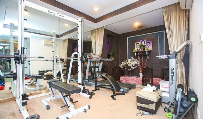 Phòng tập gym của nam ca sĩ 