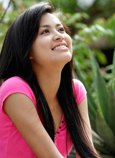 hoang-thuy-linh-to-1599-1507022174