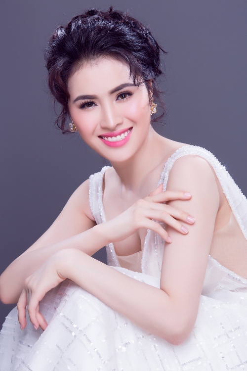 Người đẹp Thư Dung