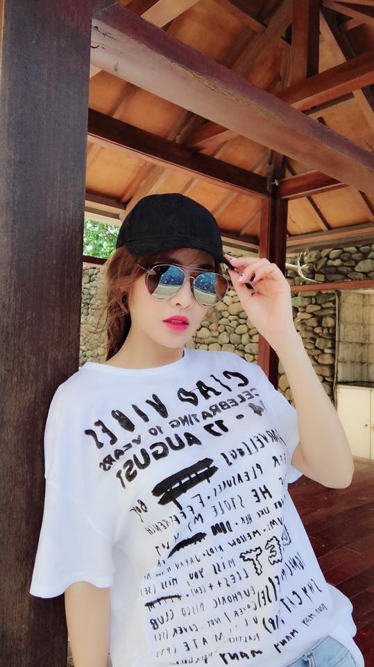 Trên trang cá nhân của mình, Quế Vân bất ngờ chia sẻ tâm trạng buồn bực khi bị mất của. Cô viết, 