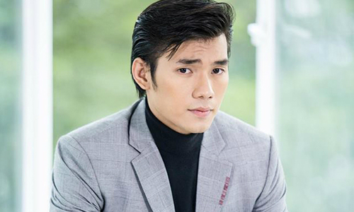Chia sẻ về những ồn ào tình ái xoay quanh mối quan hệ tình cảm với Nhã Phương, Nhan Phúc Vĩnh thừa nhận, anh thấy mọi người đẩy những câu chuyện hết sức bình thường thành những câu chuyện không thể tưởng tượng được. Có nhiều chuyện khi đọc xong anh thấy buồn cười, khán giả còn “giỏi” hơn cả một nhà biên kịch.