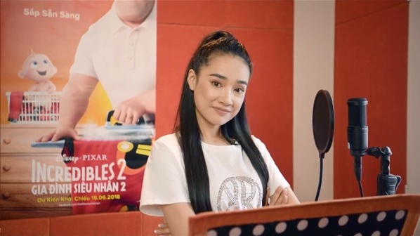 Nhân vật Evelyn do Nhã Phương thủ vai là thiên tài công nghệ đứng sau công ty Deavors. Chia sẻ về vai diễn lồng tiếng đầu tiên này, Nhã Phương cho biết, “Tôi rất vui và phấn khích khi được góp mặt trong bản lồng tiếng của bộ phim 