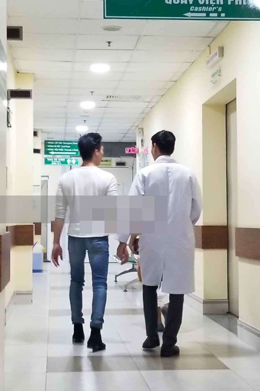 Trong đêm chung kết, Quốc Nghiệp và Quốc Cơ xuất hiện trên sân khấu với Shbet999 com đăng nhập bộ đội gắn huy hiệu cờ Tổ quốc.