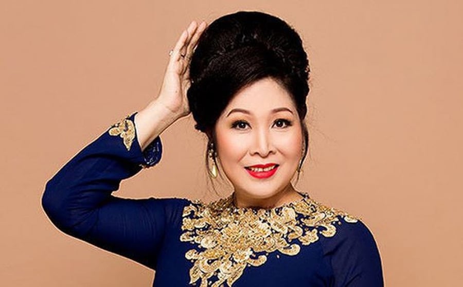Nghệ sĩ Hồng Vân