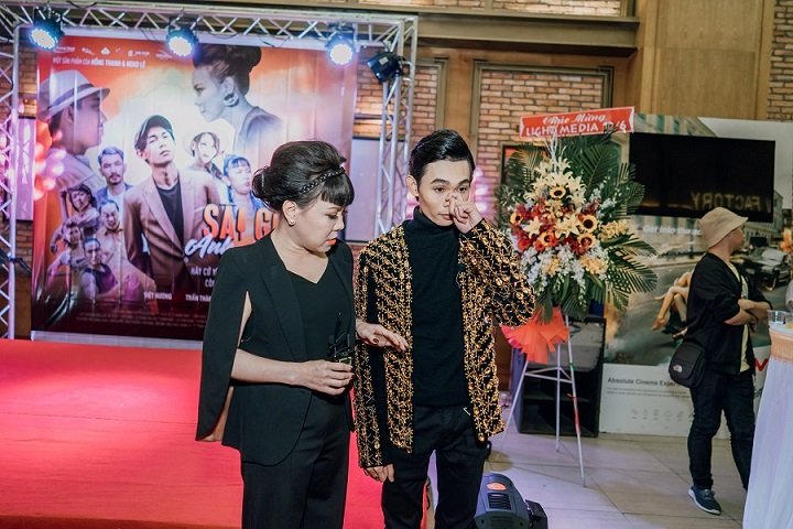 Diễn viên Việt Hương và Hồng Thanh