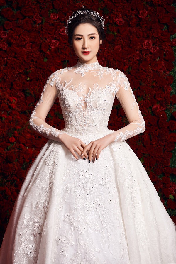 Chia tay Văn Mai Hương không lâu, Gia Lộc hẹn hò Tú Anh. 