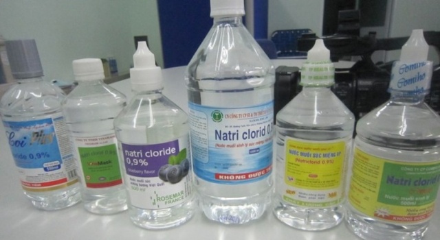 phat-hien-cong-ty-san-xuat-con-y-te-nuoc-muoi-sinh-ly-doc-hai6