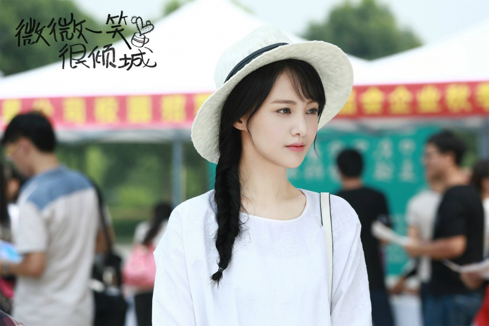 dien-vien-trinh-sang-phun