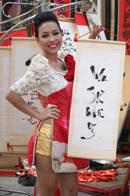 ao-dai-cach-tan-phunutoda