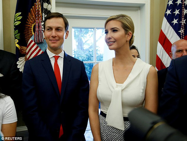 thoi-trang-Ivanka-Trump-p