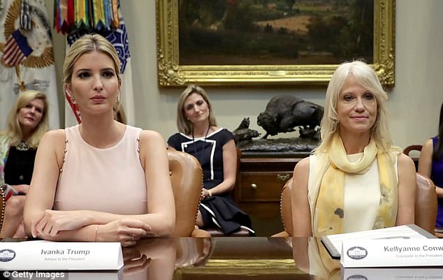 thoi-trang-Ivanka-Trump-p