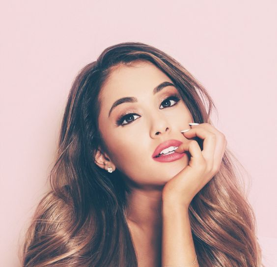 ariana-grande-huy-show-ph