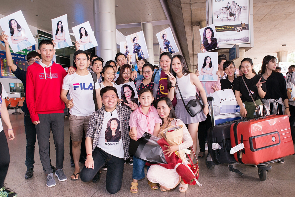 hanh-le-hoa-hau-quy-ba-hoan-vu-sharoncuneta.com3