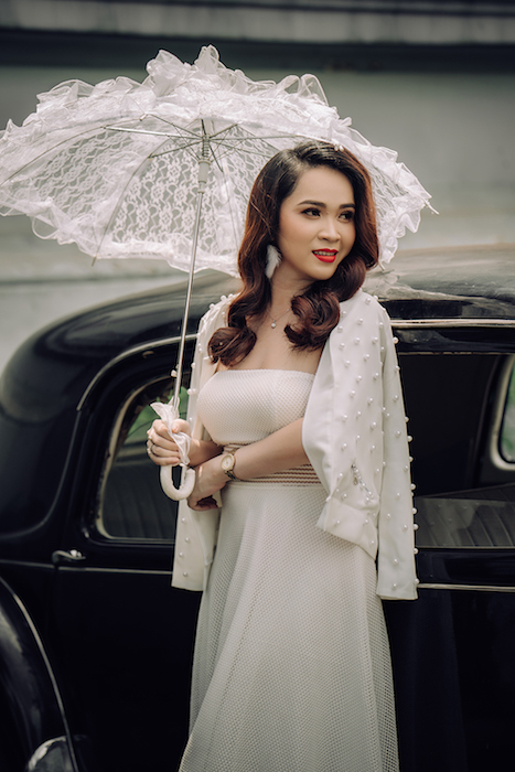 hoa-hau-minh-huyen-sharoncuneta.com1