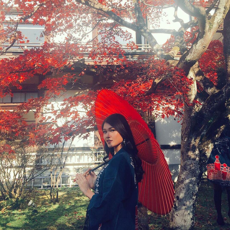thuy-dung-hoa-hau-thuy-du