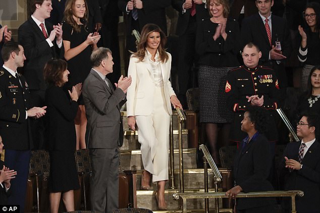 thoi-trang-Melania-Trump-