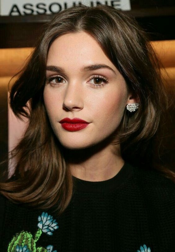 red-lips-1-8512-1535530258