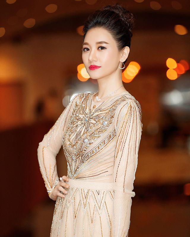 hari-won-kieu-toc-mai