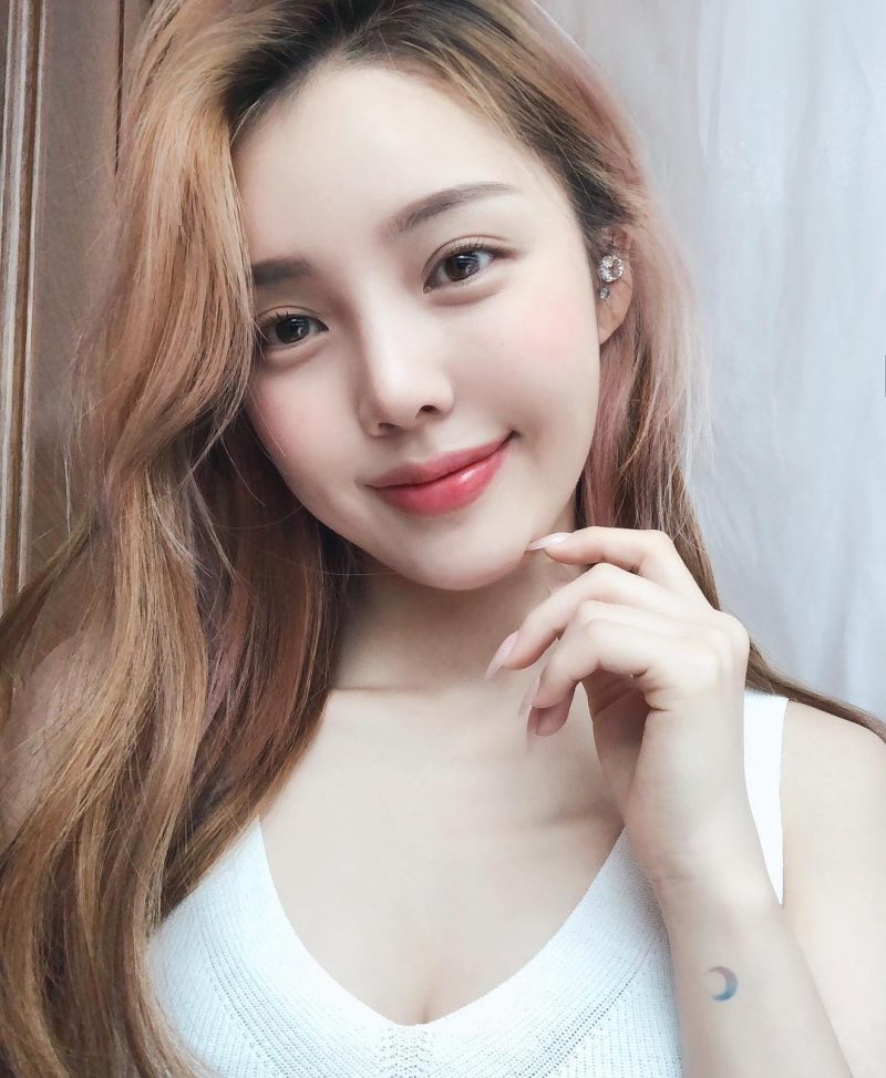 cach-duong-da-giong-sao-Han-phunutoday5