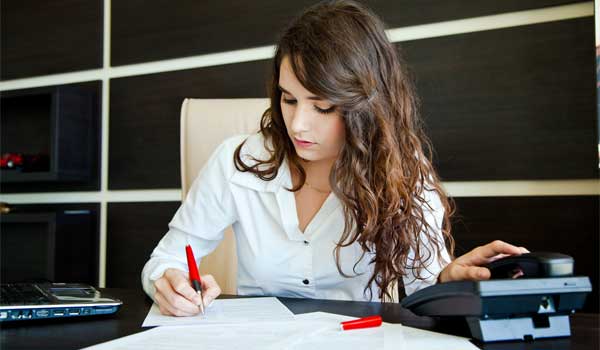 woman-office-1508384259