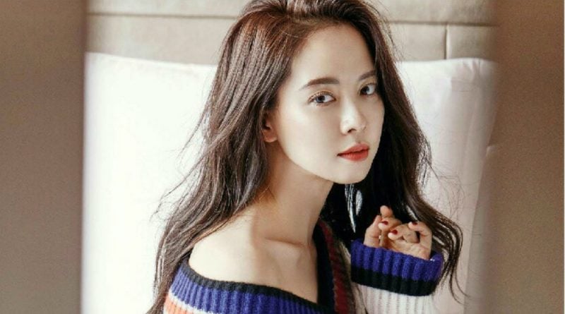 ji-hyo-cover-800x445