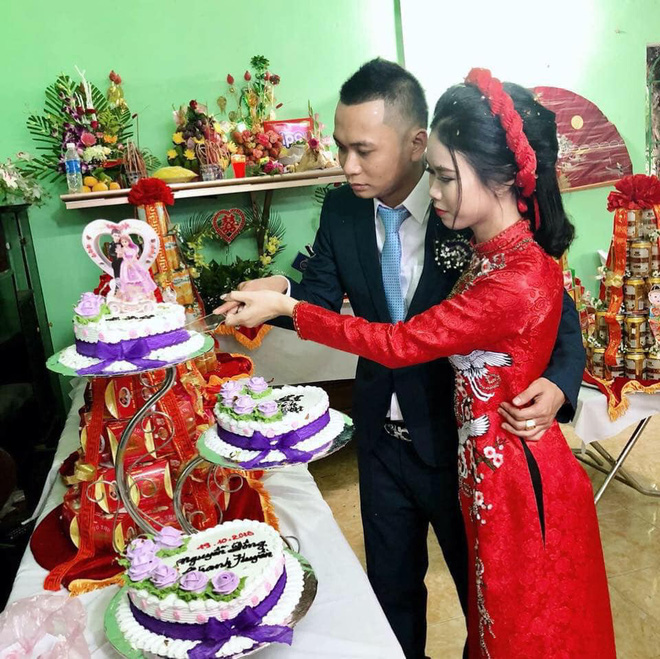   Nhân vật chính của chuyện tình này.      