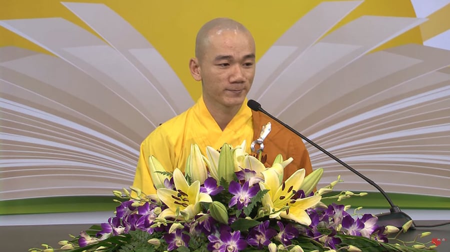 thay-thich-tam-nguyen-giang-song-ao