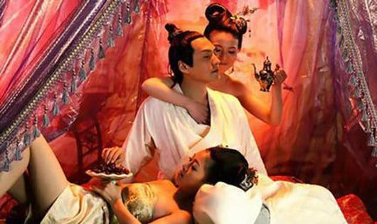 vi-hoang-de-giet-con-de-lay-long-my-nhan3 phunutoday_vn