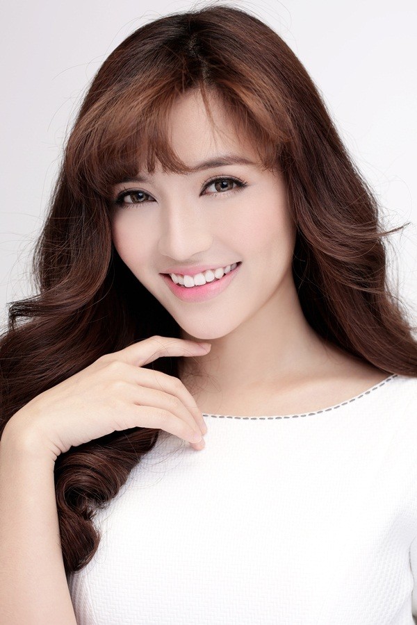 bi-quyet-makeup-tre-trung-cua-ca-si-bich-phuong-597aafb3757e8