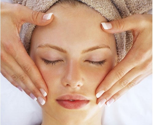 ban-da-biet-massage-cang-da-mat-dung-cach4