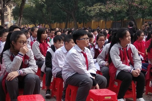 tuyen sinh