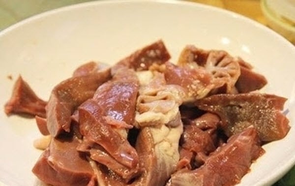 mon-ngon-co-cong-dung-chua-benh-tu-phoi-heo-600x378