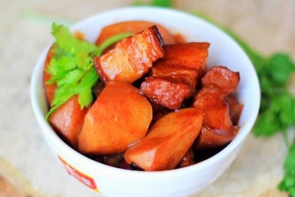 22606-thit-kho-khoai-so