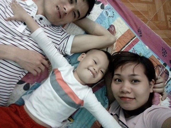 khoe-anh-ban-cung-giuong-