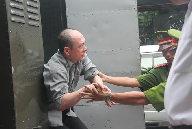thieu-chet-nguoi-tinh-2